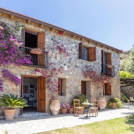 Вілла Manolis' House Agia Paraskevi  Екстер'єр фото