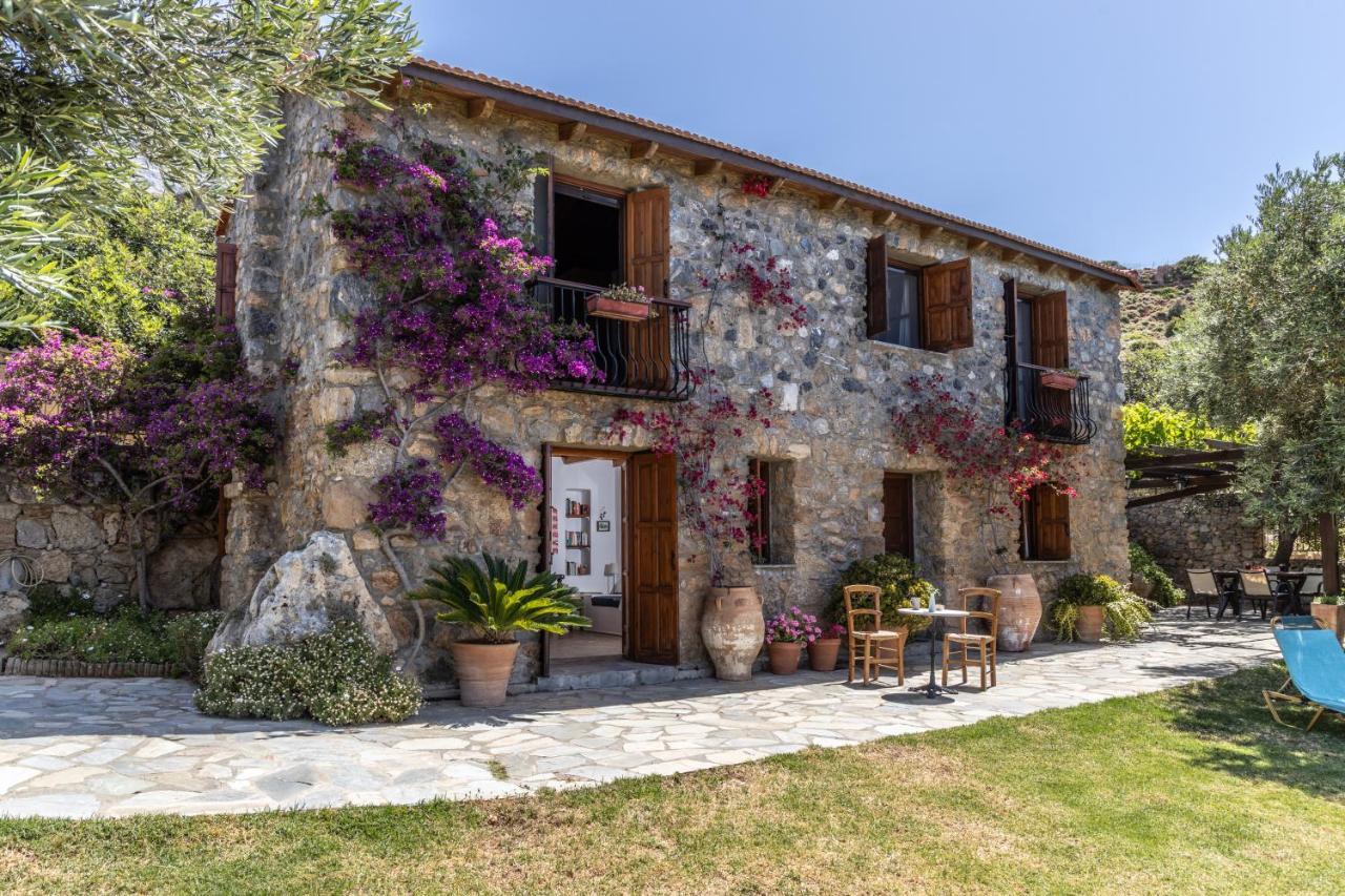Вілла Manolis' House Agia Paraskevi  Екстер'єр фото