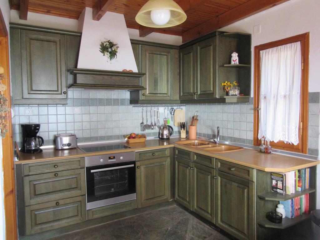 Вілла Manolis' House Agia Paraskevi  Екстер'єр фото